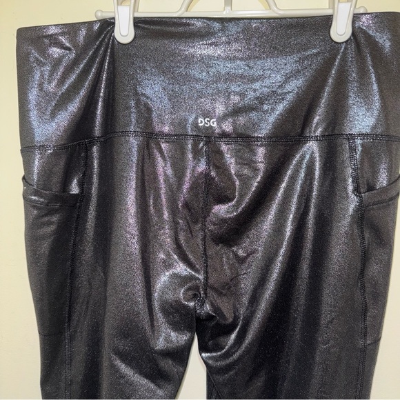 Women’s GapFit Sky High Rise Power Sine Black Shiney Leggings w Pockets Size XL - Picture 9 of 16